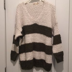 Sweater, M/L, Striped-Ivory/Olive,V-Neckline